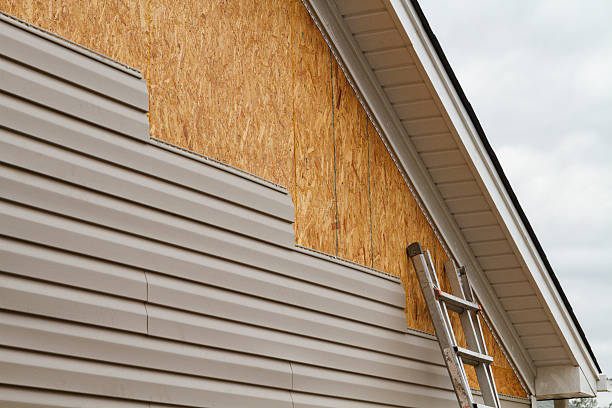 Professional Fiber Cement Siding technician working in Quantico, VA